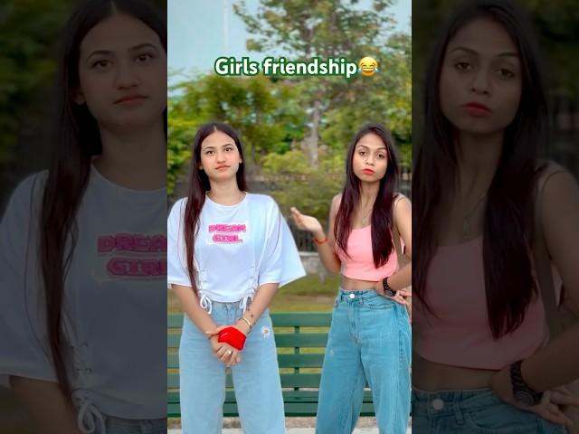 Batao kon kanjus hai🫣 #comedy #youtubeshorts #funny #bff @cute.shivani.05