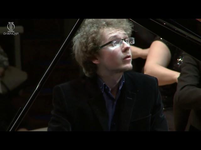 Chopin. Piano Concerto No. 2 - Sergei Redkin, piano