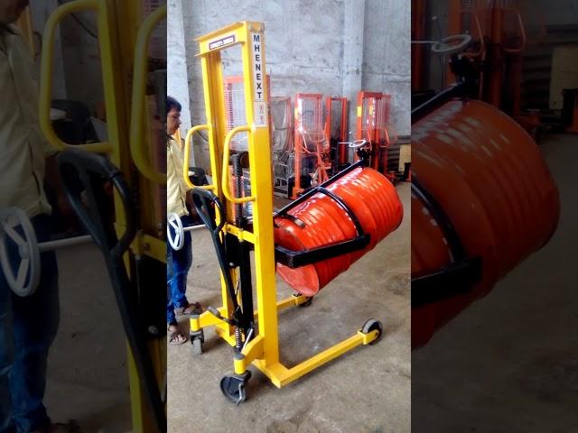 MHE NEXT MANUAL DRUM LIFTING & TILTING STACKER