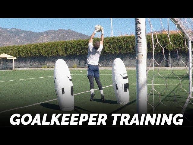 Crossing & Shot Stopping | D1 Goalkeeper Training | Pro Gk