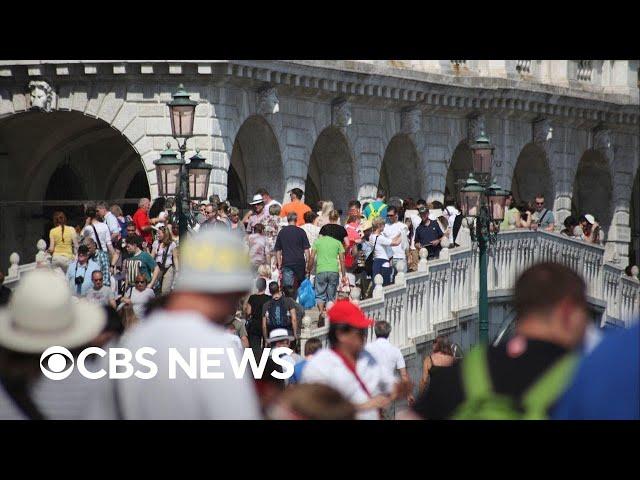 Venice introducing new rules to curb tourism