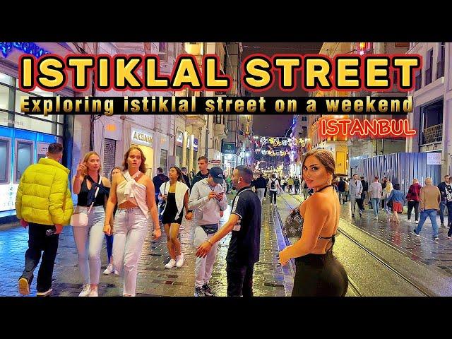 Istanbul's Vibrant Nightlife: Exploring Istiklal Street on a Weekend - 4K Walking Tour