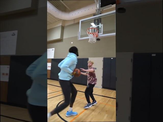 Trying to guard a 7'6 hooper (Gone Wrong)