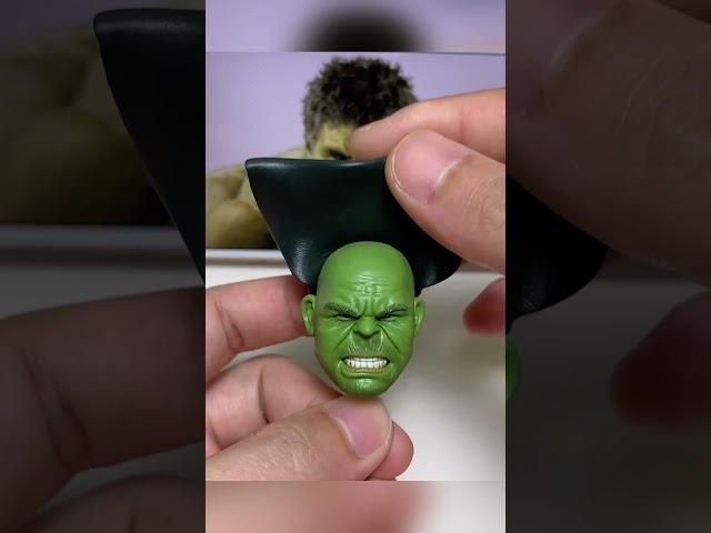 Clay Artisan JAY ：Showcasing the Mighty Hulk Through Clay Art