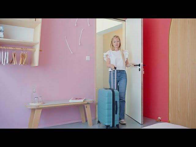 American Tourister - Air Move demo video