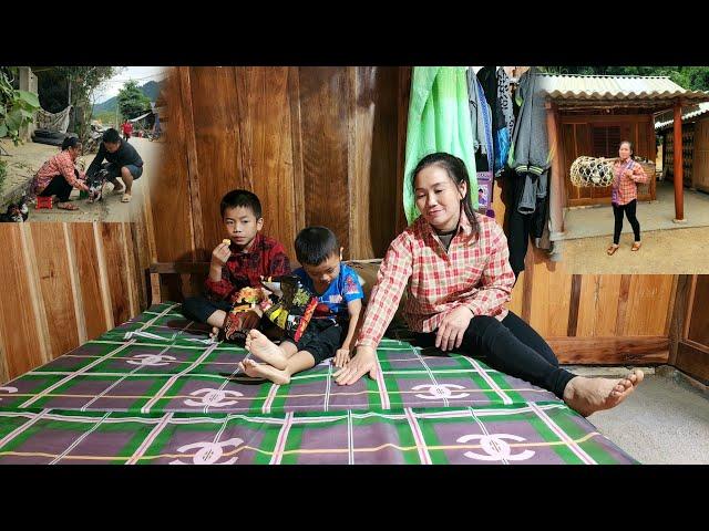 Single mother sells ducks to buy mattress for her child to sleep on DANG THI DU