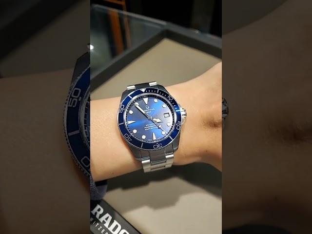 Wrist check: Certina DS Action diver 38mm, Automatic watch, Powermatic 80, Blue