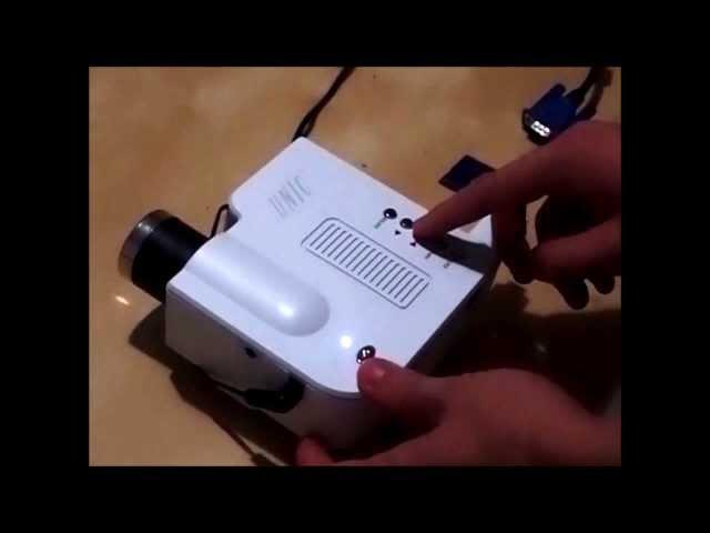 Mini LED Projector - Use Demonstration