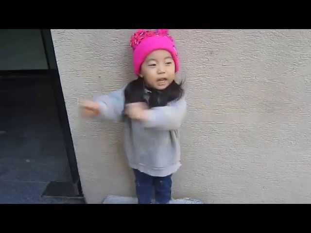 Adorable Korean Baby Yebin's Taekwondo 예빈이표 태권도!