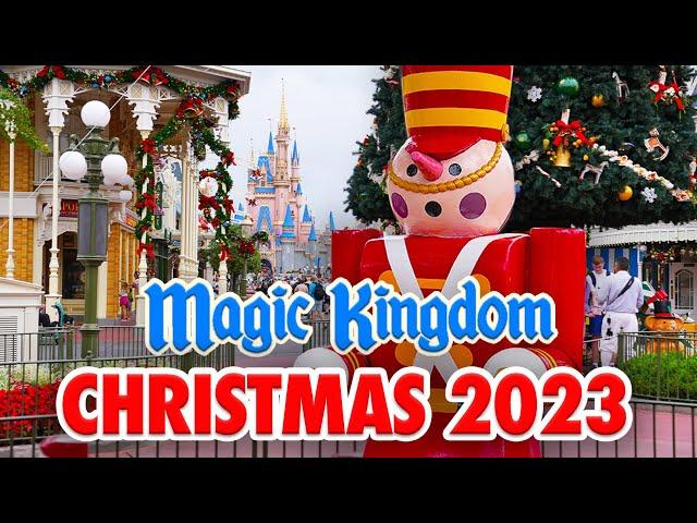 Magic Kingdom Christmas 2023 - Walkthrough, Holiday Overlays & Merch at Walt Disney World [4K POV]