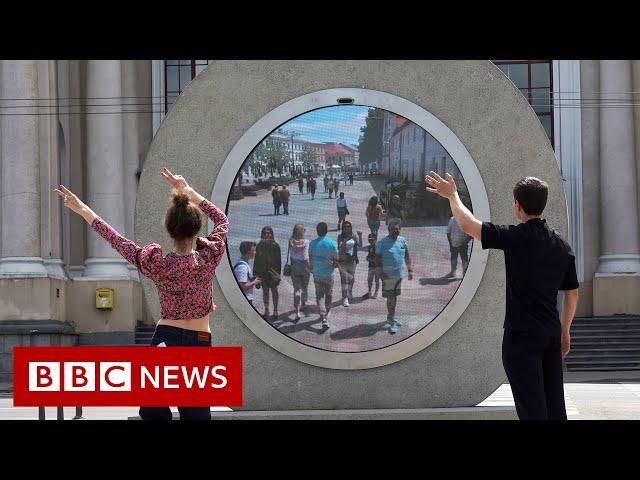 'Portal' built between Lithuanian and Polish cities - BBC News