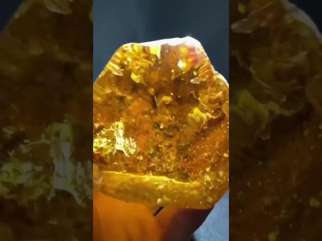 The man is crazy #crystals #shortss #crystalgems #quartzcrystal #gemstones