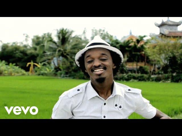 K'NAAN - Wavin' Flag (Coca-Cola Celebration Mix)