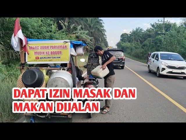 DAPAT IZIN MASAK DAN MAKAN DIJALAN