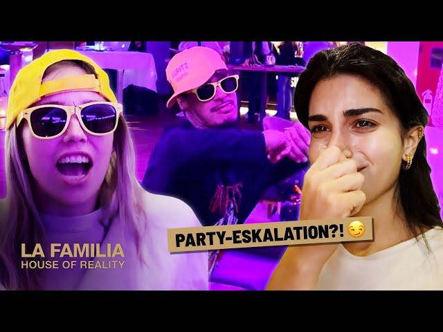 Party-Eskalation:  Yasin packt sexy Dance-Moves aus!  | La Familia – House of Reality #08