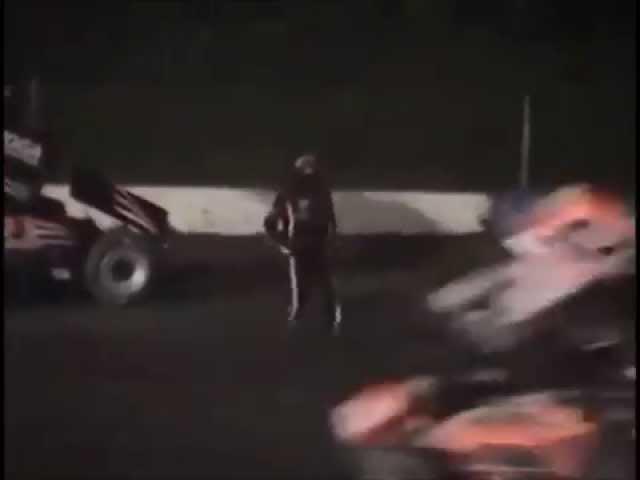 Tony Stewart Sprint Car Crash - Tony Hits Kevin Ward Jr.