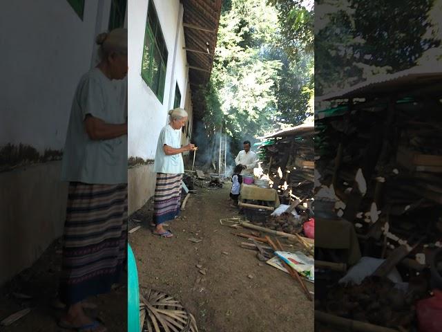 Inara Mbah Yut dan Mas Budi 