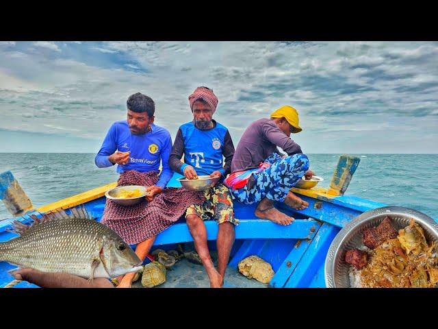 கடல் மேல் சமைத்த சுவையான வெள மீன் குழம்பு | Emperor Fish Curry