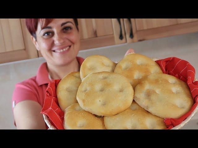 SOFT FOCACCINE Easy Recipe - HOMEMADE BY BENEDETTA