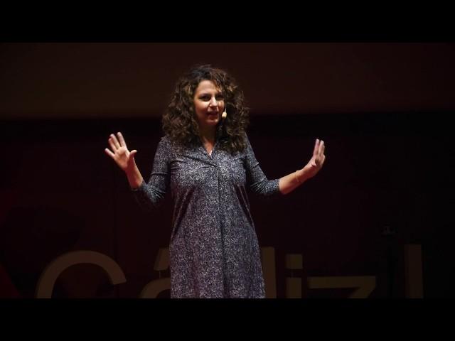 Necesitamos reprogramar nuestra concepción de amor romántico? | Susana Ginesta | TEDxCadizUniversity