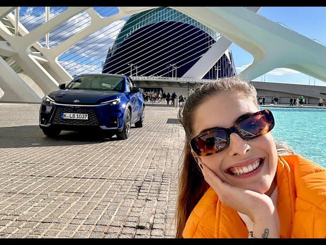 Kiknek készült a legkisebb Lexus? - LBX bemutató - VLOG