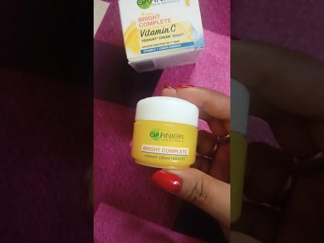 Garnier bright complete Vitamin C yoghurt  night cream