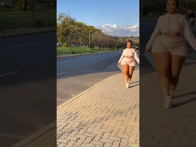  OMG unbelievable|bilinorea (dee pete remix)#shorts #billionaire |amazing plus size model#viral