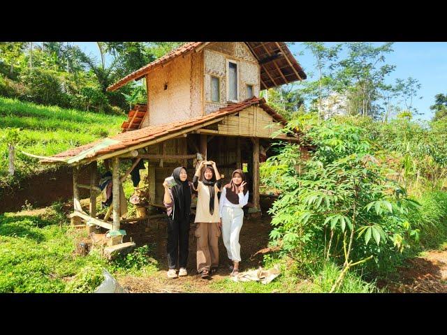 Keseruan Kumpul Bareng Para Gadis Di Gubuk Tengah Sawah Pinggir Hutan Saat Lebaran Idul Adha