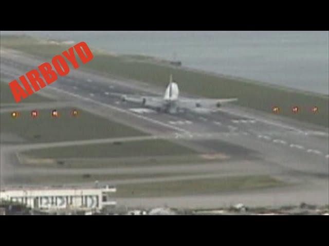 747 Hard Crosswind Landing In Hong Kong