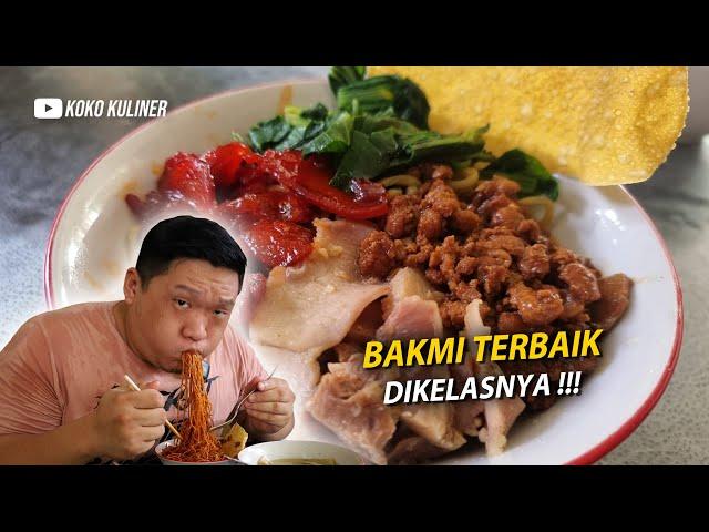 KEDAI BAKMI TERBAIK DIKELASNYA !!! DENGAN 3 TOPPING YANG BERBEDA DALAM 1 MANGKOK....