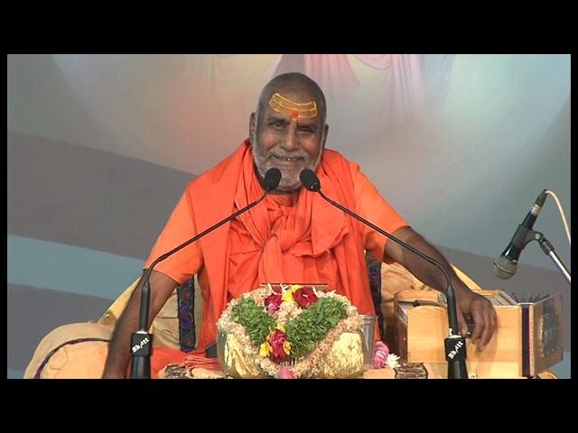 काया कुटिया निराली ज़माने भर से - Swami Rajeshwaranand Saraswati Maharaj - श्री राम कथा