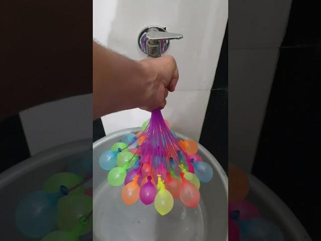 Holi Water Balloons | Auto Filling Balloons | Holi statuts #shorts