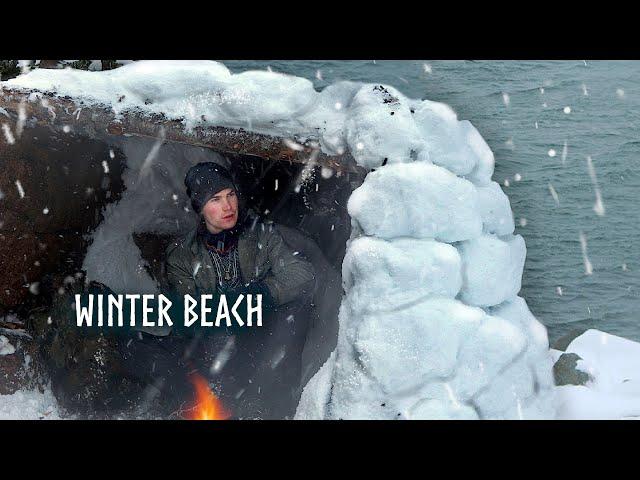 Winter Survival on a FROZEN ISLAND! Heavy Snow, Building Shelter