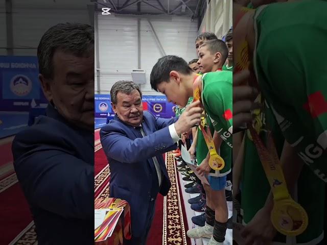 ЛИГА БОРЦОВ КЫРГЫЗСТАНА. НАГРАЖДЕНИЕ ВОЛЬНИКОВ U-14.