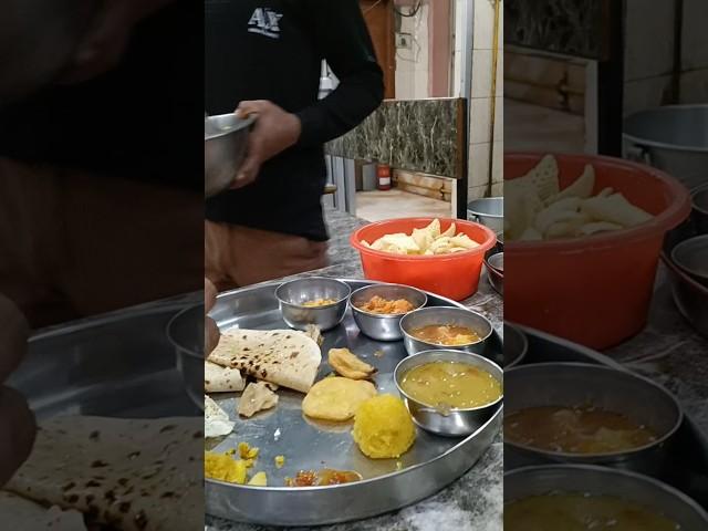 Taste of Gujarat in the Heart of Haridwar # tasty Gujarati food restaurant in Haridwar# Viral shorts