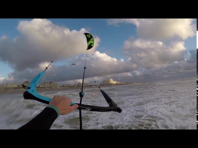 Kitesurf Megaloop on the Harlem 8m during downwinder