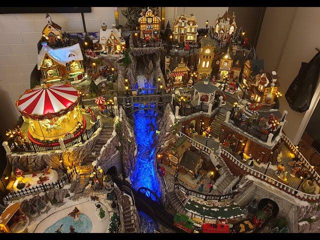 Lemax Christmas Village 2019 / 2020 : first center part . FR : Village de Noël miniature