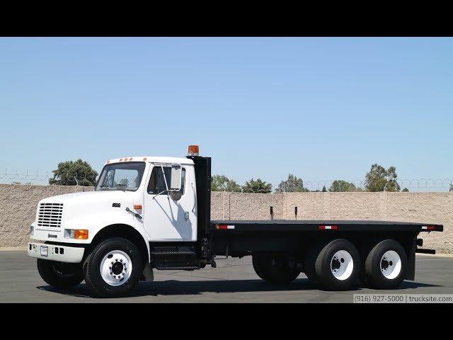 1996 International 4900 20' Flatbed Truck