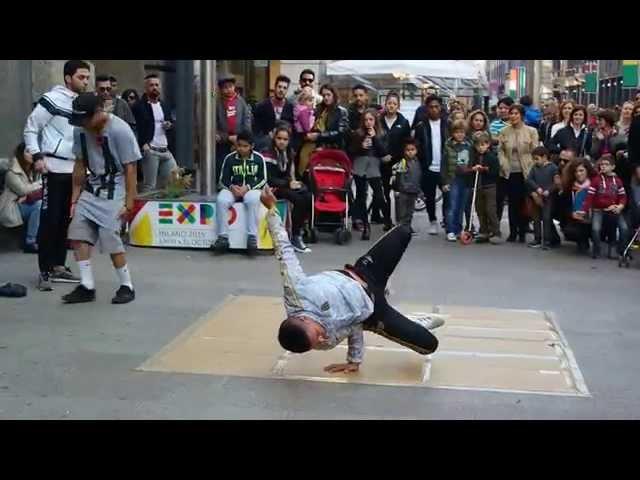 Street dance Piazza del Duomo Milano with accident.