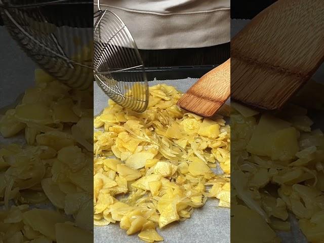Trying Spanish Tortilla de Patatas