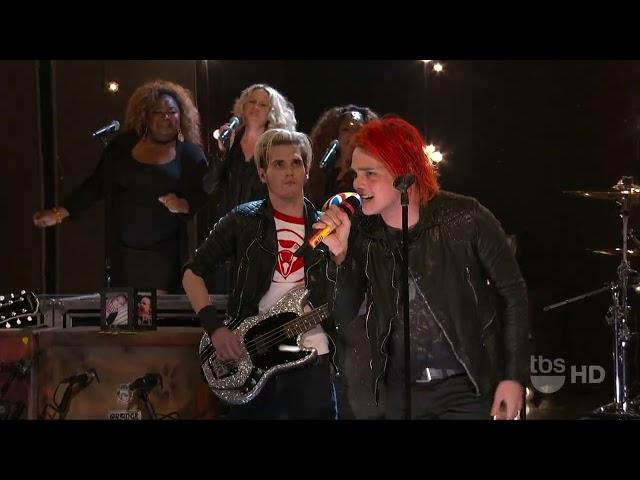 My Chemical Romance - Sing (live at Conan O'Brien Show)