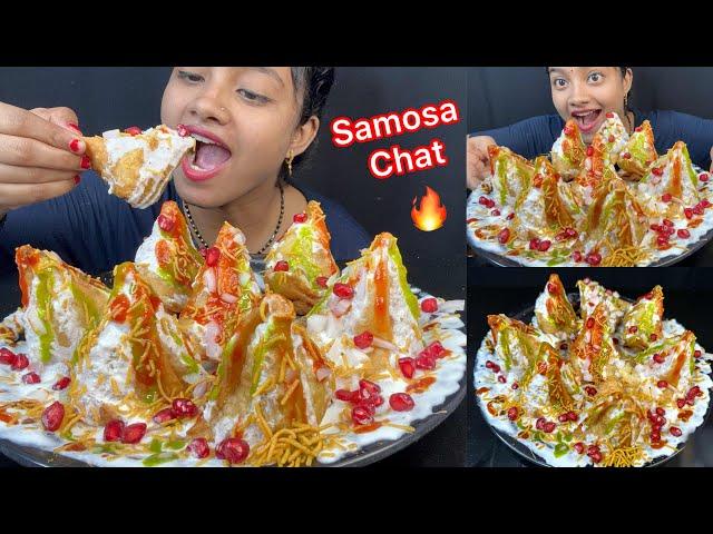 Eating Samosa Chat