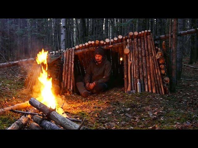 Building A Bushcraft Survival Shelter for Camping