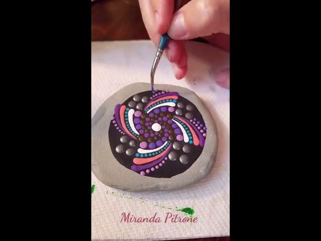 Speed painting - dot art / dot drag (comma stroke) mandala by Miranda Pitrone