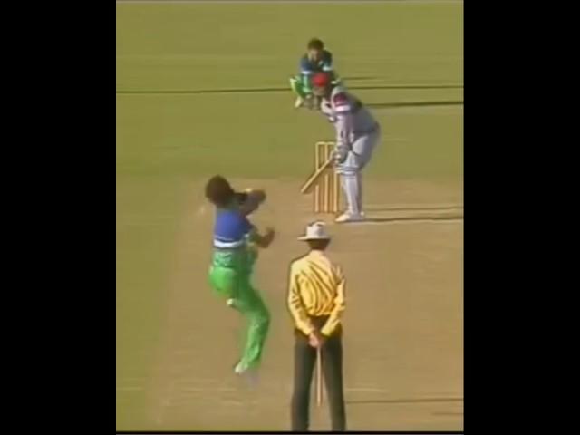 Imran Khan King Ball 1982 #pakistan #imrankhan