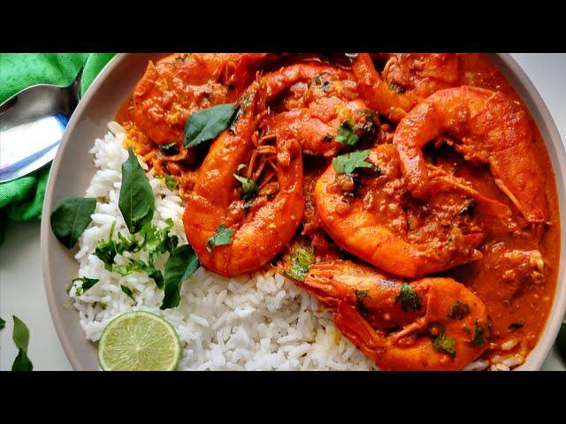 Prawn and coconut milk curry served on a bed of White Spekko rice. #prawnsrecipe