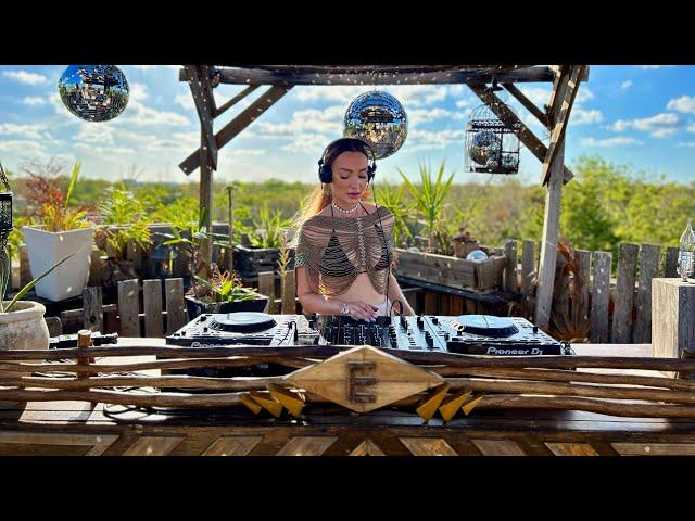 Linda Romanazzi | Organic, Deep & Afro Sunset Mix 2024 | By @EPHIMERATulum