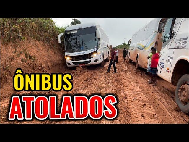 TODOS OS ÔNIBUS FICARAM ATOLADOS