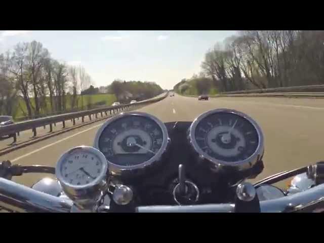 Top Speed Kawasaki W800 on German Autobahn Test Ride