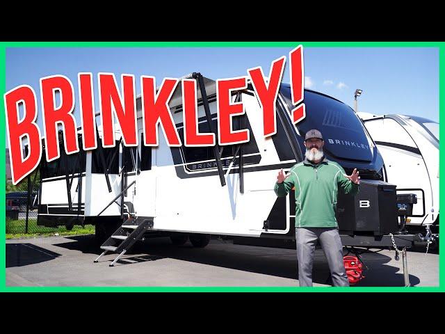 Brinkley Back At It! 2024 Brinkley Model Z Air 295 Travel Trailer Tour | Beckley's RVs